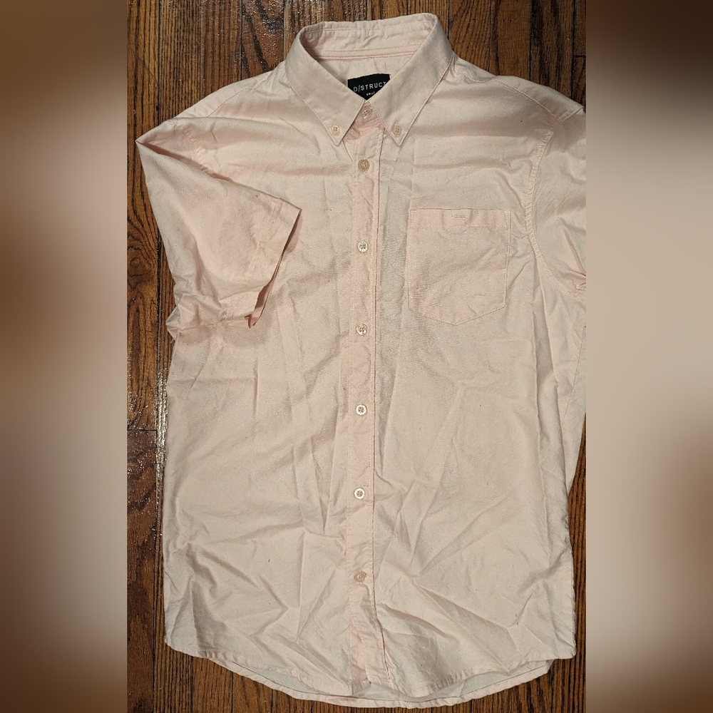 Dstrutc short sleeve light salmon button down